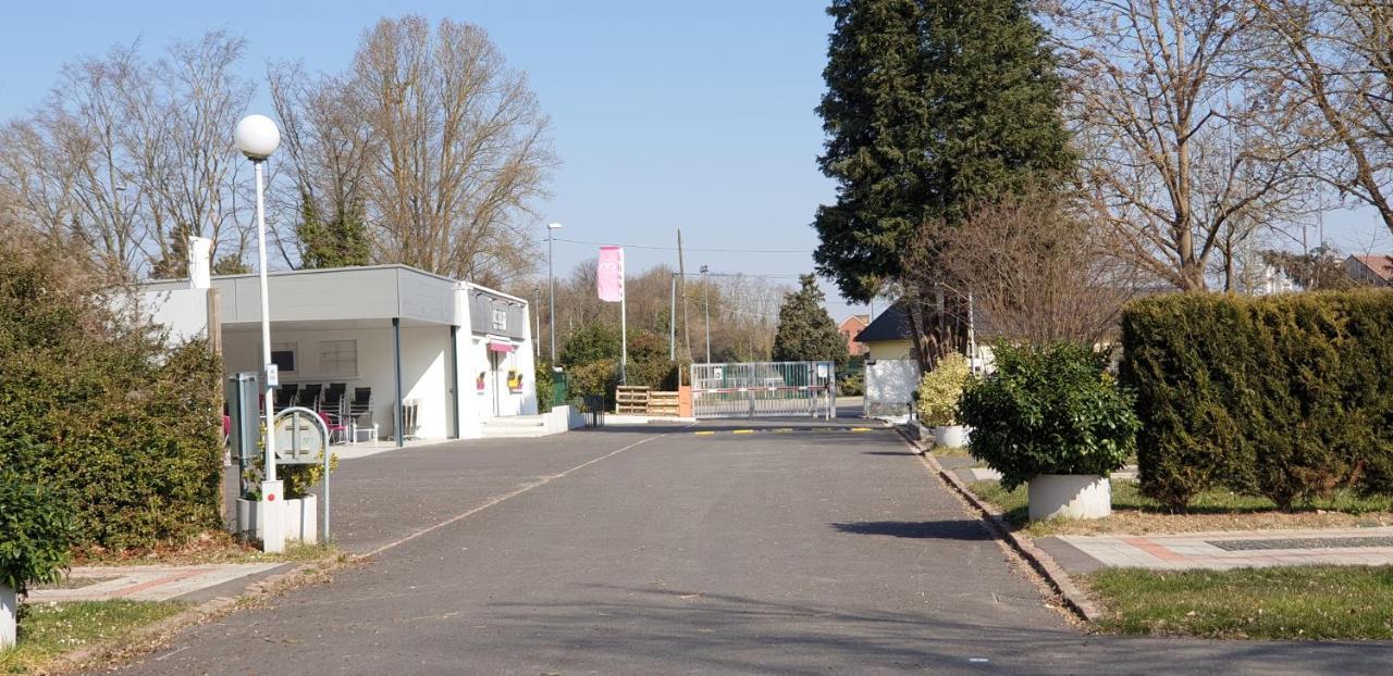 Camping De L'Ill Mulhouse Exterior foto
